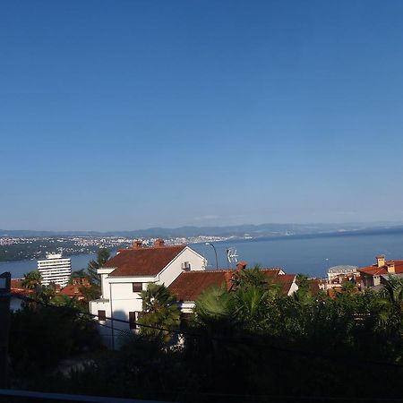 Sunflower Apartment Опатия Номер фото